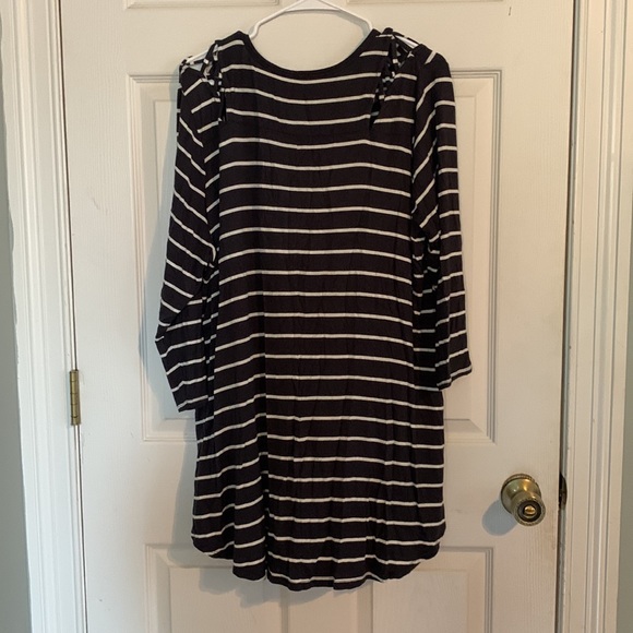 Maurice’s Tunic - Picture 3 of 3